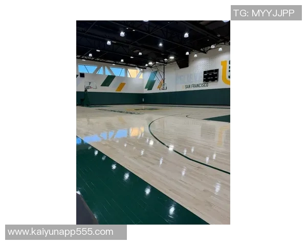 王俊杰现场观战湖勇大战分享精彩瞬间与近期生活动态