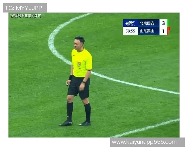 泽卡投诉手球遭裁判驳回VAR回放确认浙江未犯规引争议