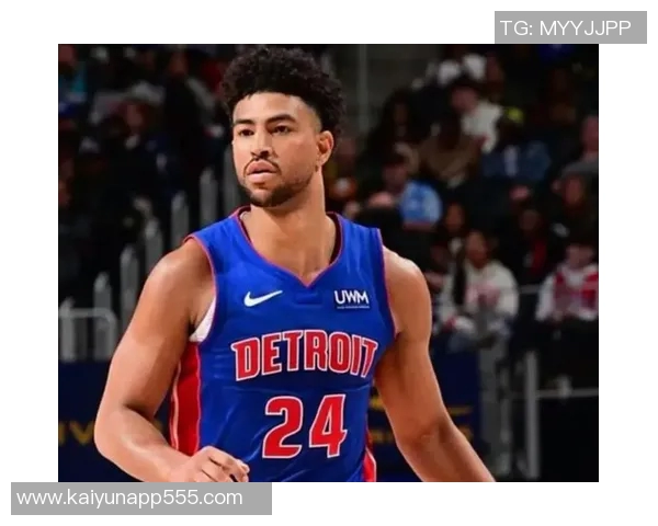 格莱姆斯重返76人签约一年870万资质报价引发关注