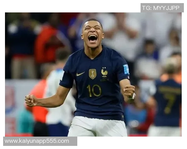 姆巴佩分享庆祝照片称国家德比胜利归球队活力无限展现精彩表现