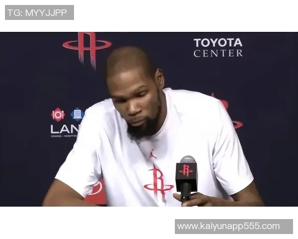 杜兰特自信满满称应全中18投队友教练对连败感到不满