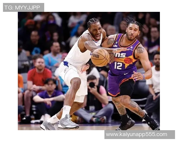 小卡表现出色半场16分4板助球队争胜